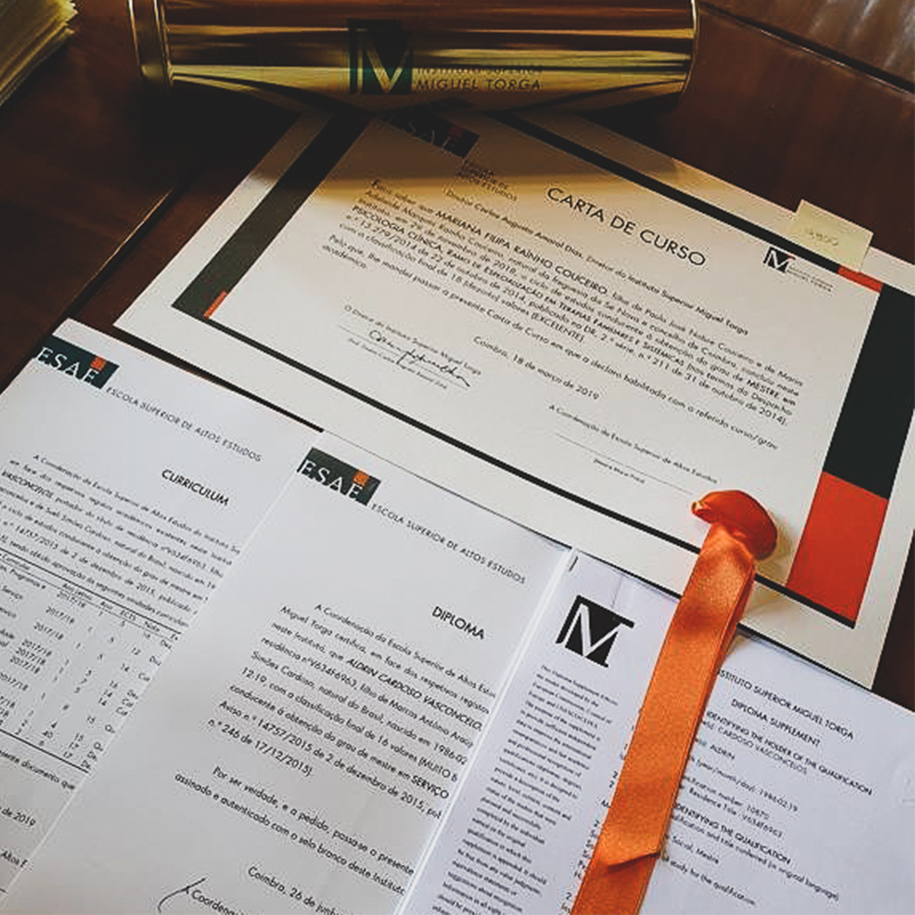 Diploma de licenciado do ISMT